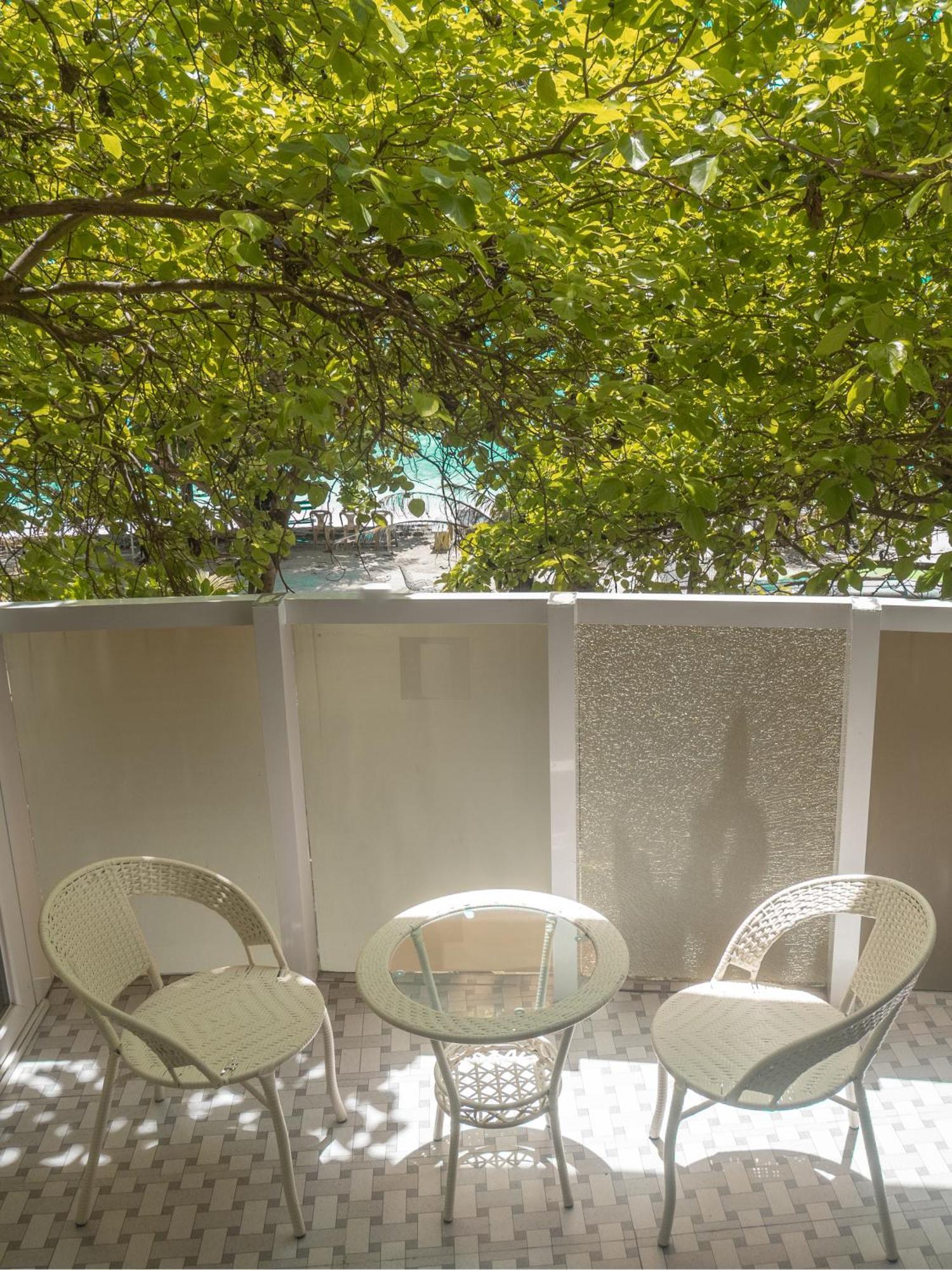 Beachfront Apartment Male Ngoại thất bức ảnh