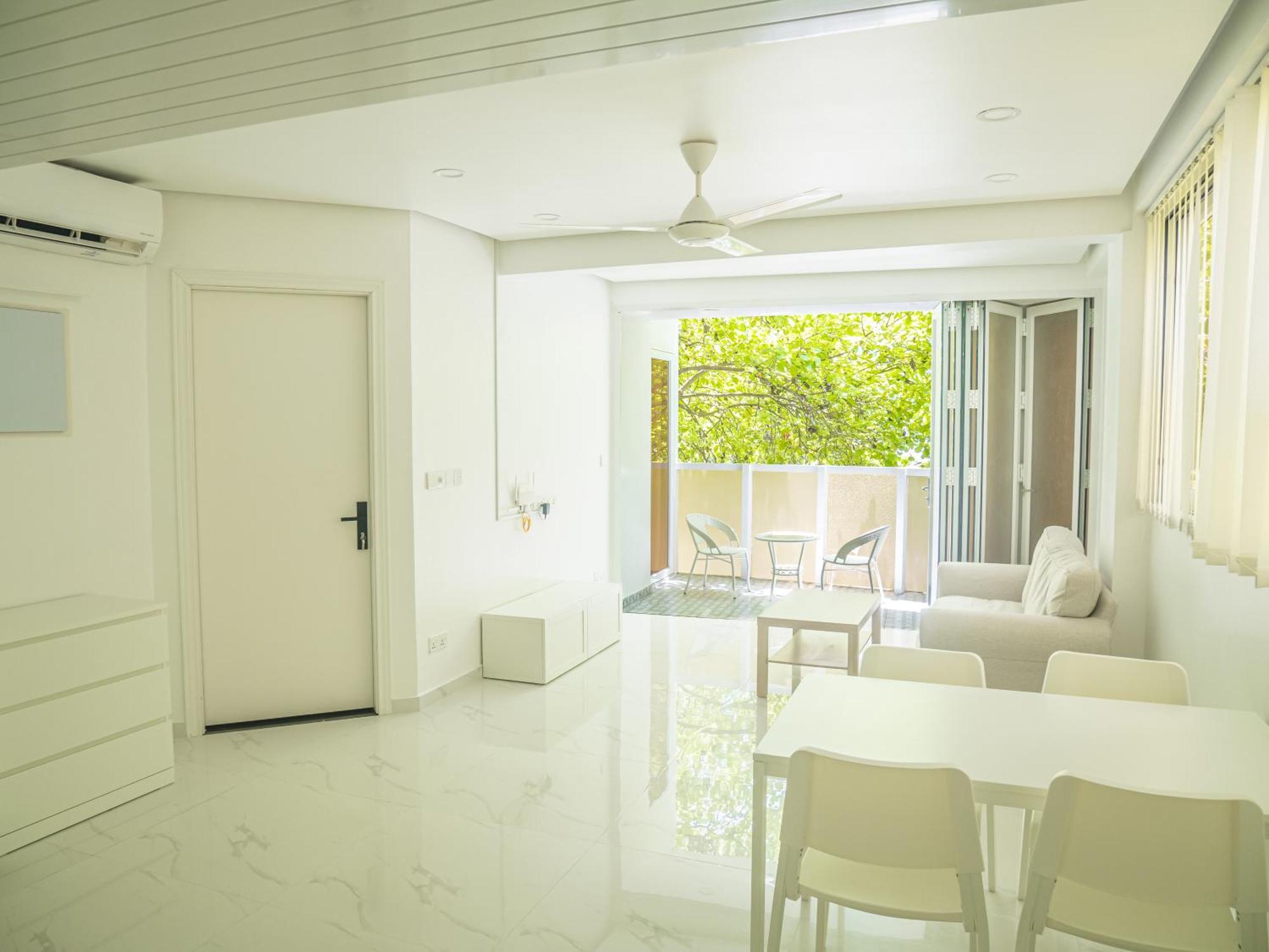 Beachfront Apartment Male Ngoại thất bức ảnh